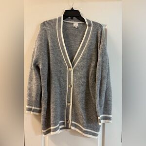 Gray and White Women's Cardigan Sweater